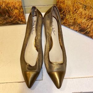 Nicole Miller Low Wedge Pointed Toe (10)